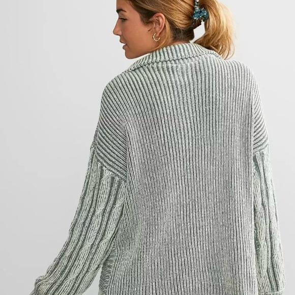 BKE Exclusive Ribbed Knit Henley Sweater - Picture 3 of 4